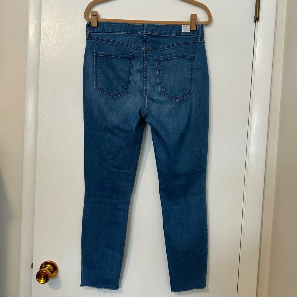 Frank & Eileen Sligo Skinny Jean Women’s 31 Raw Hem Stretch Blue